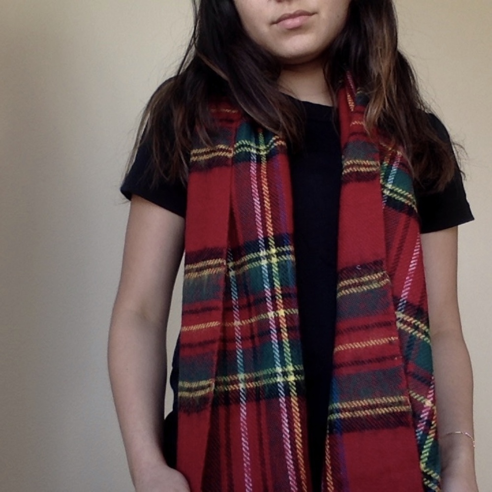 RED SCARF